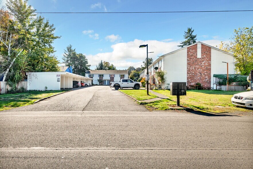 17920 SW Alexander St, Beaverton, OR à vendre - Photo de l’immeuble – Image 2 sur 15