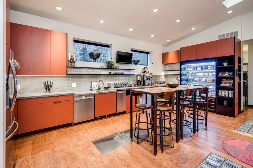 383 -393 N Corona St, Denver, CO à vendre - Photo intérieure – Image 2 sur 30