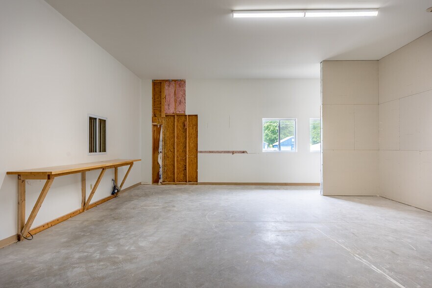 430 Chapel Hill Rd, Oakdale, CT à louer - Photo de l’immeuble – Image 3 sur 45