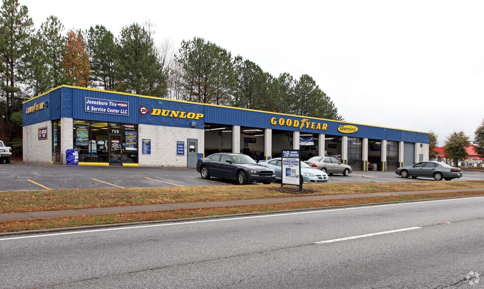 759 GA-138 Hwy, Jonesboro, GA à vendre - Photo principale – Image 1 sur 2