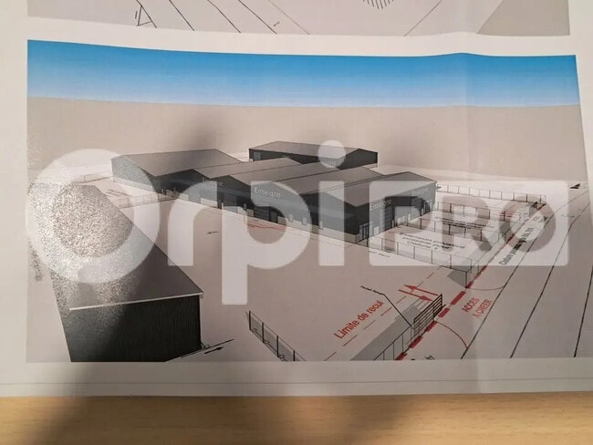 Plus de détails pour Local d'activités à louer