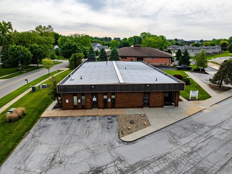 34 Executive Dr, Norwalk, OH à vendre - Photo de l’immeuble – Image 3 sur 44