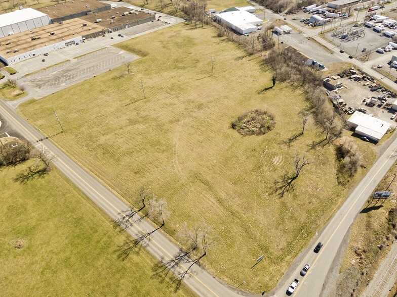 135 Brooke Rd, Winchester, VA à louer - Photo de l’immeuble – Image 3 sur 6