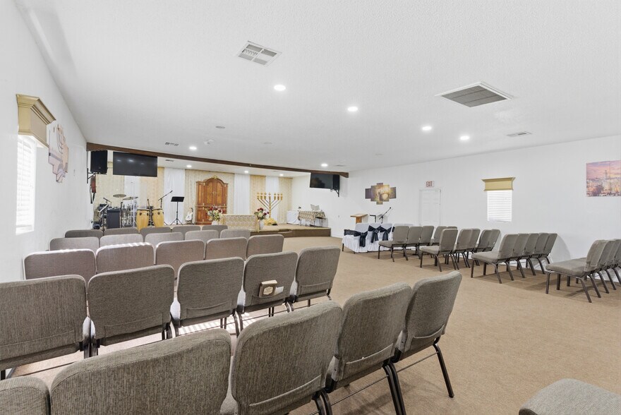 375 C St, Arvin, CA à vendre - Photo de l’immeuble – Image 3 sur 37