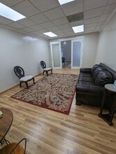 5440 E Fall Creek Parkway North Dr, Indianapolis, IN à louer Photo intérieure– Image 1 sur 2