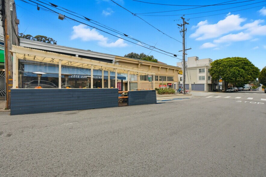 2701 Lombard St, San Francisco, CA à vendre - Photo de l’immeuble – Image 2 sur 26