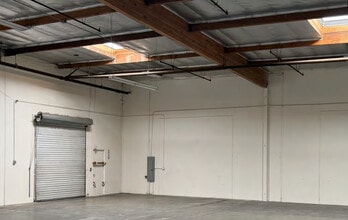 4401 Etiwanda Ave, Jurupa Valley, CA à louer Photo intérieure– Image 2 sur 5