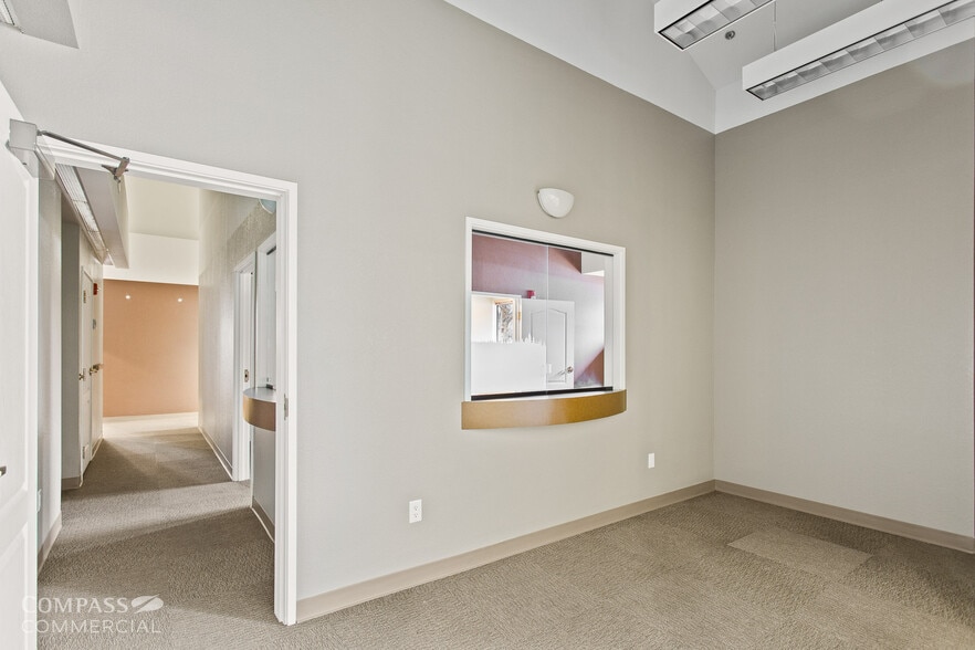 2698 NE Courtney Dr, Bend, OR à louer - Photo intérieure – Image 2 sur 33