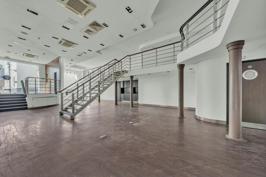 28 Jamestown Rd, Londres à louer - Photo intérieure – Image 2 sur 17