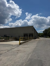 8102 Blanding Blvd, Jacksonville, FL à louer Photo intérieure– Image 1 sur 11