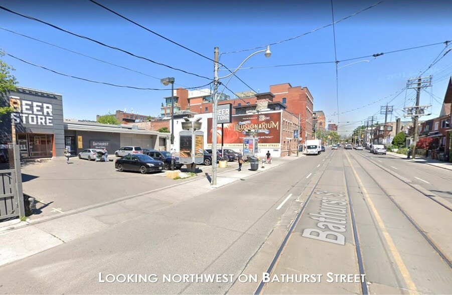 452 Bathurst St, Toronto, ON à vendre - Photo de l’immeuble – Image 2 sur 3