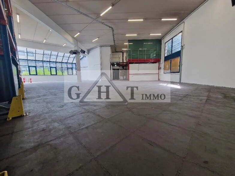 Industriel/Logistique dans La Courneuve à louer - Photo intérieure – Image 2 sur 14