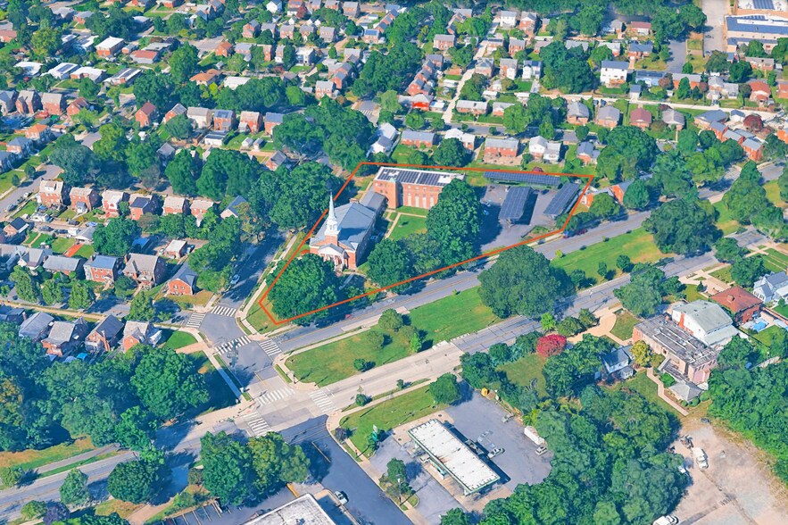 2112 Varnum St NE, Washington, DC à vendre - Photo de l’immeuble – Image 2 sur 7