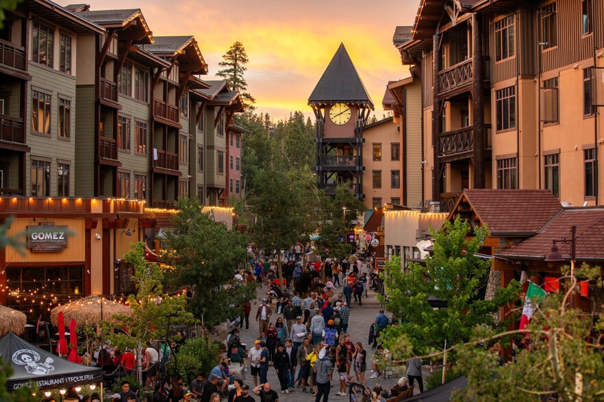 6201 Minaret Rd, Mammoth Lakes, CA à louer - Photo de l’immeuble – Image 3 sur 10