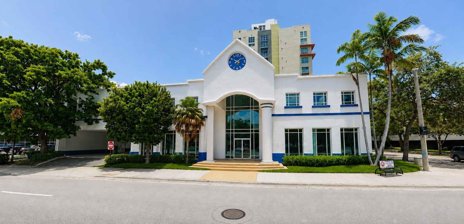 200 NE 3rd Ave, Fort Lauderdale, FL à louer Photo intérieure– Image 1 sur 8