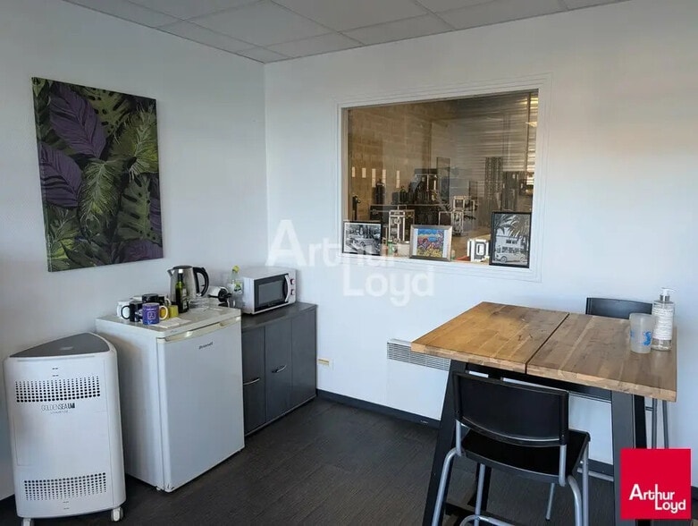 Local d’activités dans Bruz à louer - Photo intérieure – Image 3 sur 5