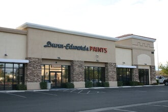 9600 S Eastern Ave, Henderson, NV à louer Photo intérieure– Image 2 sur 5