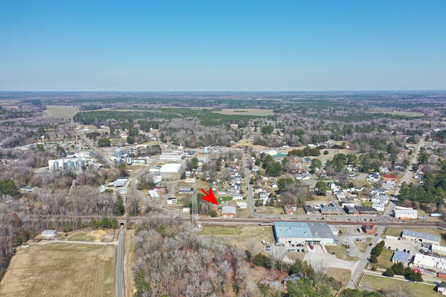 300 Wilson Ave, Wakefield Sussex, VA à vendre - Photo de l’immeuble – Image 1 sur 38