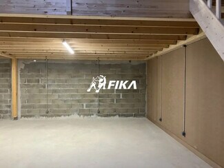 Plus de détails pour Local d'activités à louer