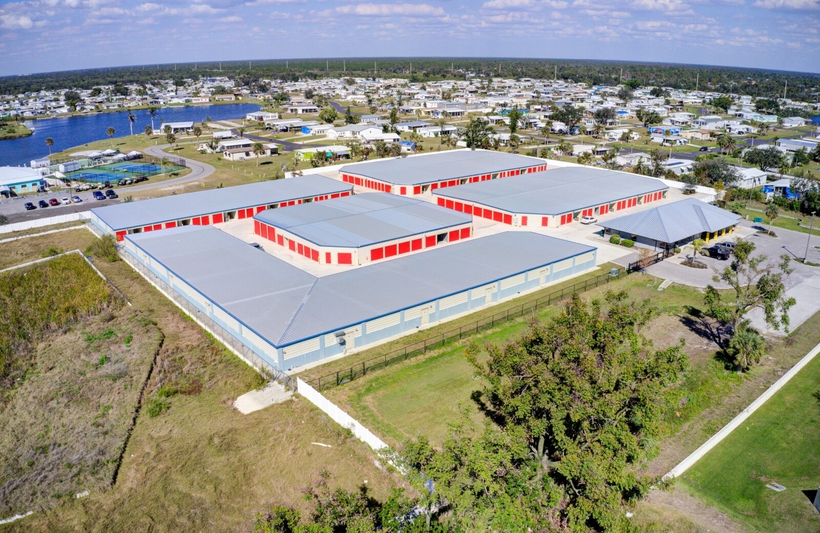 2938 S McCall Rd, Englewood, FL à louer Photo principale– Image 1 sur 5