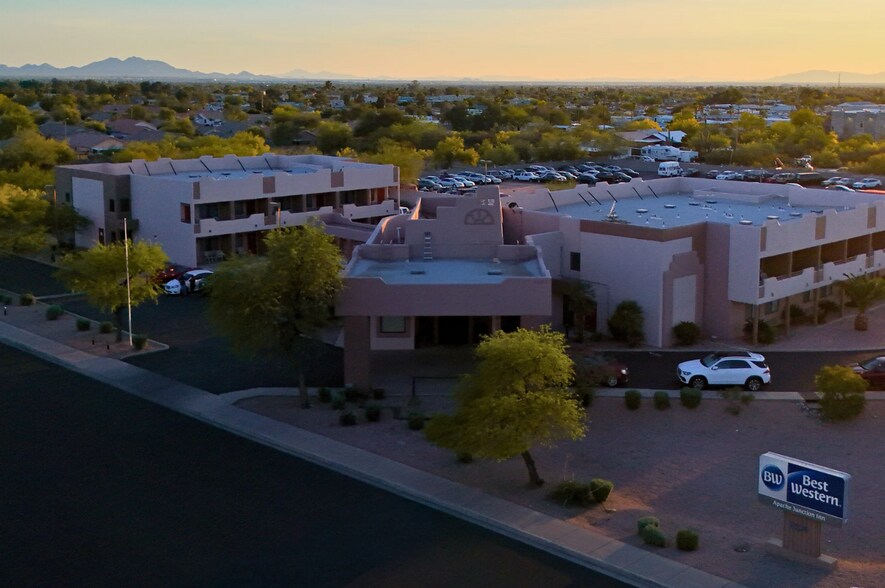 1101 W Apache Trl, Apache Junction, AZ à vendre - Photo de l’immeuble – Image 2 sur 20