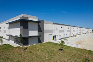 Plus de détails pour 9450 Burleson Cardinal Rd, Fort Worth, TX - Industriel/Logistique à louer