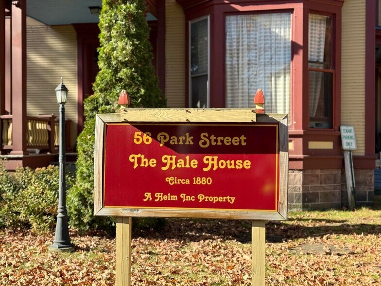 56 Park St, Malone, NY à vendre - Photo de l’immeuble – Image 3 sur 26