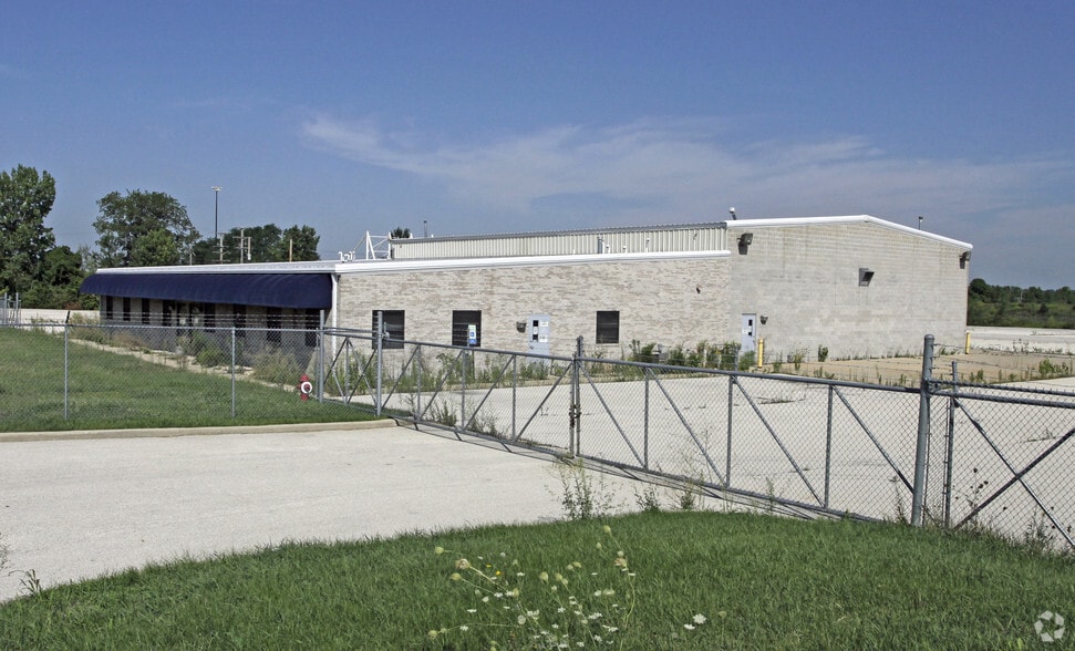 2024 E Birchwood, Cudahy, WI à louer - Photo principale – Image 1 sur 16