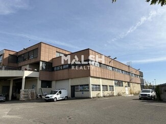 Plus de détails pour Local d’activités à vendre