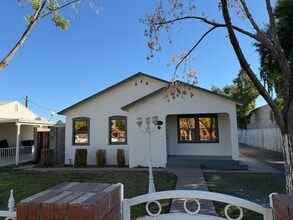 231 S Sirrine, Mesa, AZ à louer Photo de l’immeuble– Image 2 sur 13