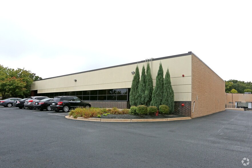 7660-7716 Golden Triangle Dr, Eden Prairie, MN à louer - Photo de l’immeuble – Image 3 sur 4