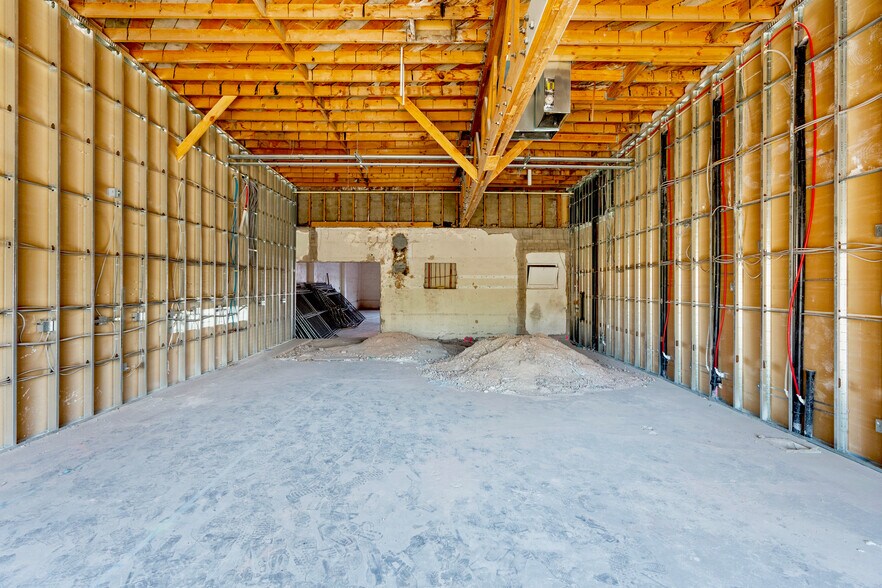 1205 S Main St, Las Vegas, NV à louer - Photo de l’immeuble – Image 3 sur 6