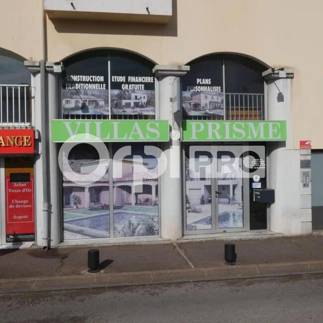 Plus de détails pour Local commercial à louer