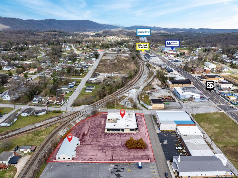 525 Devonia St portefeuille de 2 biens à vendre sur LoopNet.fr - Photo de l’immeuble – Image 2 sur 42