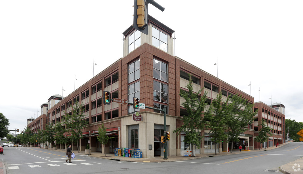 200-318 E Water St, Charlottesville, VA à vendre - Photo de l’immeuble – Image 3 sur 4
