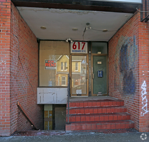 617 Gerrard St E, Toronto, ON à louer - Photo de l’immeuble – Image 2 sur 2