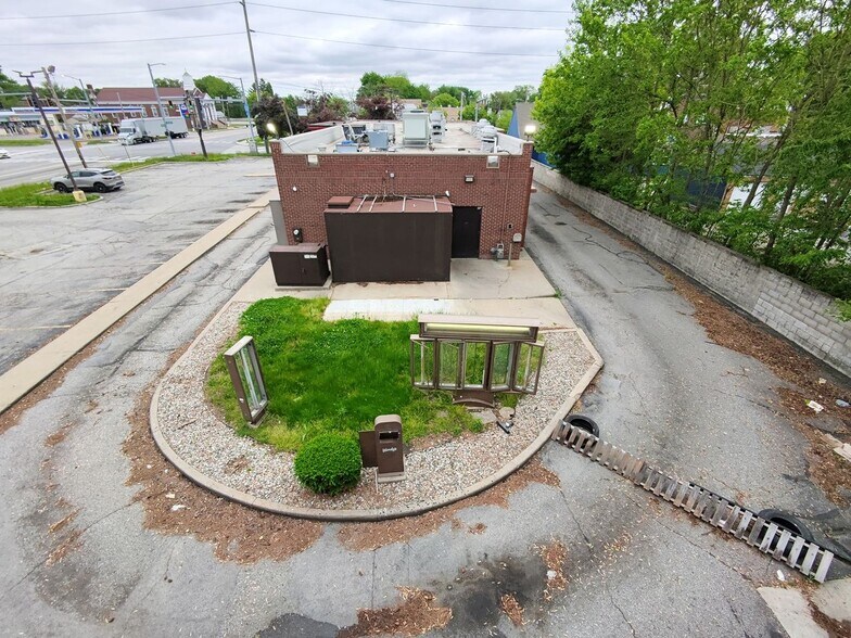 3465 Stickney Ave, Toledo, OH à vendre - Photo de l’immeuble – Image 2 sur 4