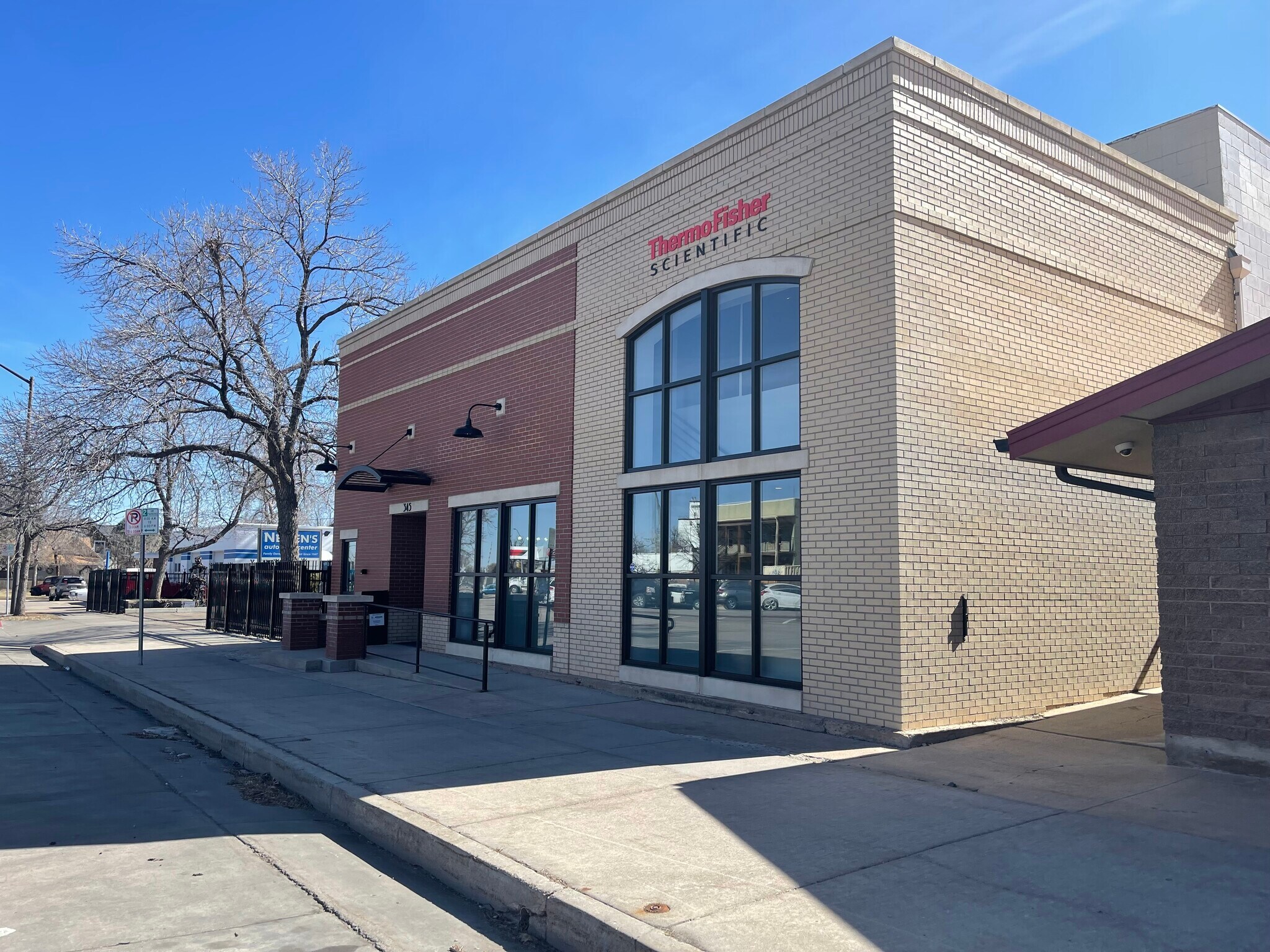 345 E Mountain Ave, Fort Collins, CO à vendre Photo principale– Image 1 sur 3