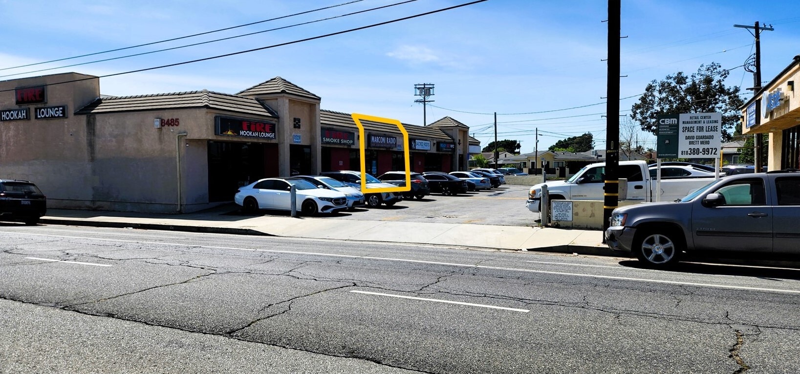 8485 Glenoaks Blvd, Sun Valley, CA à louer Photo principale– Image 1 sur 9