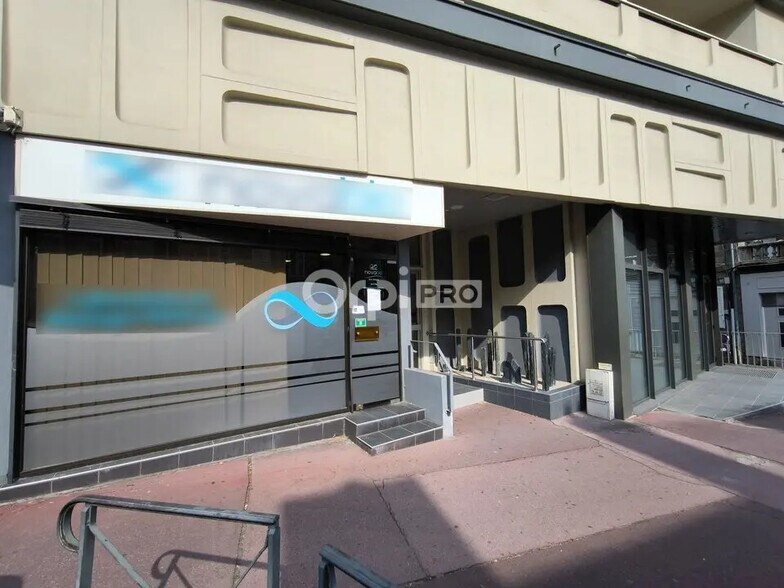 Bureau dans Brive-la-Gaillarde à vendre - Photo de l’immeuble – Image 1 sur 4