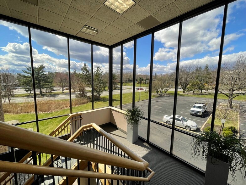 2 Sylvan Way, Parsippany, NJ à louer - Photo intérieure – Image 2 sur 3