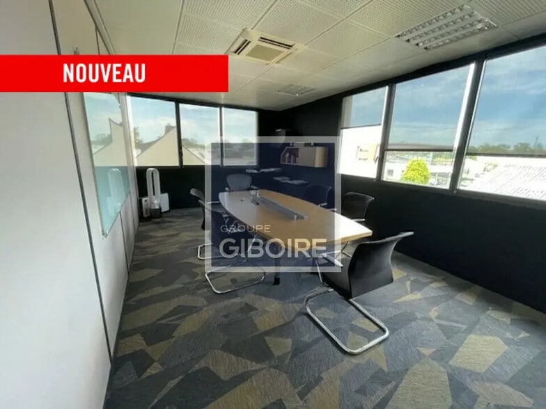 Bureau dans Saint-Grégoire à vendre - Photo de l’immeuble – Image 2 sur 5