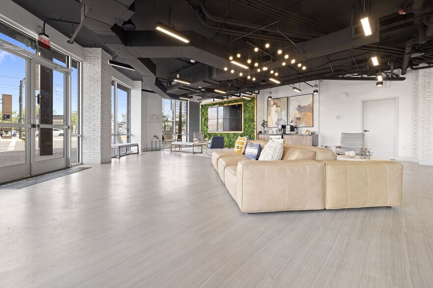 1811 E Apache Blvd, Tempe, AZ à louer - Photo intérieure – Image 3 sur 4