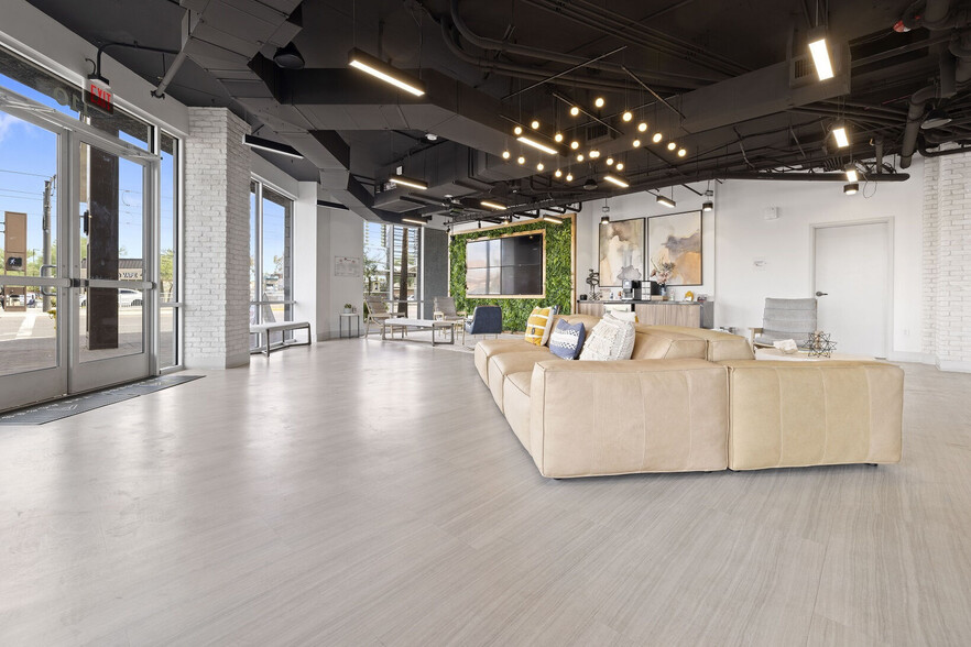 1811 E Apache Blvd, Tempe, AZ à louer - Photo intérieure – Image 3 sur 4
