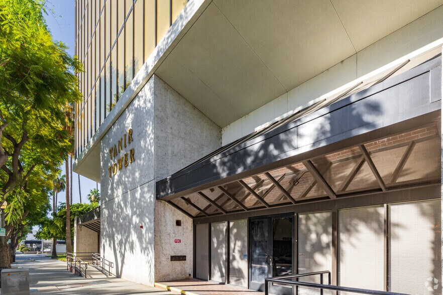 290 N D St, San Bernardino, CA à louer - Photo de l’immeuble – Image 3 sur 12