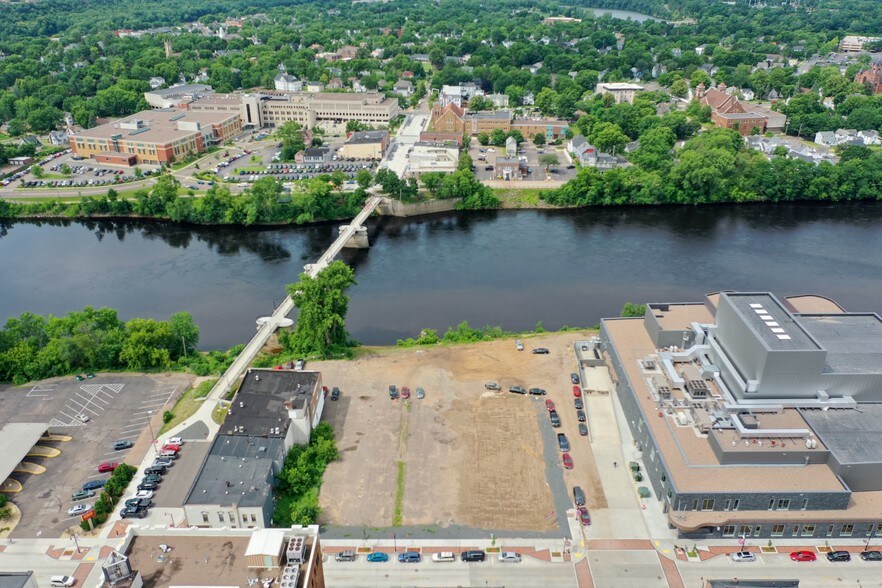 202 Graham Ave, Eau Claire, WI à vendre - Aérien – Image 2 sur 4