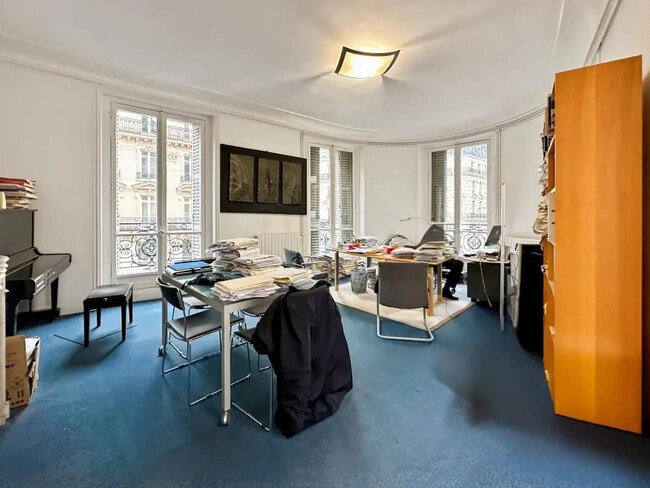 Plus de détails pour Bureau à louer