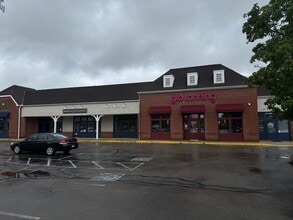 2200 N Limestone St, Springfield, OH à louer Photo intérieure– Image 1 sur 12