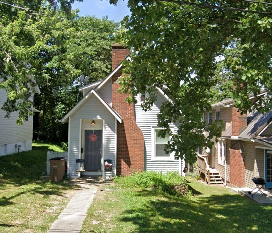 601 N Middle St, Cape Girardeau, MO à vendre Photo principale– Image 1 sur 2