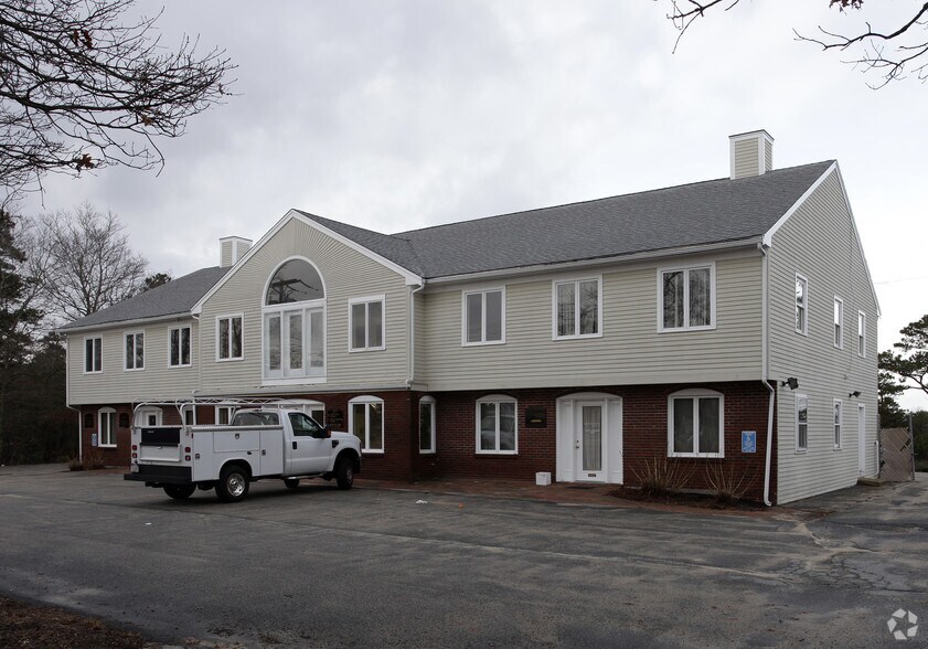 118 Waterhouse Rd, Bourne, MA à vendre - Photo de l’immeuble – Image 3 sur 13